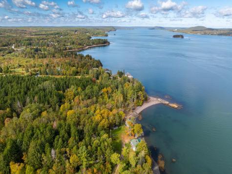 10 Dochet Lane Robbinston ME 04671