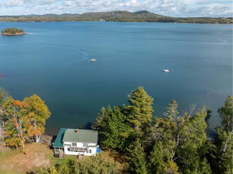 10 Dochet Lane Robbinston ME 04671