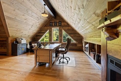 61 Cobbossee Lane Manchester ME 04351