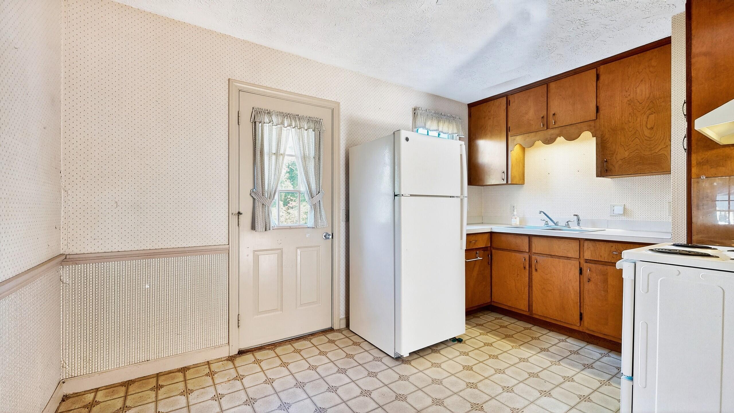 75 Mckinley Street South Portland ME 04106