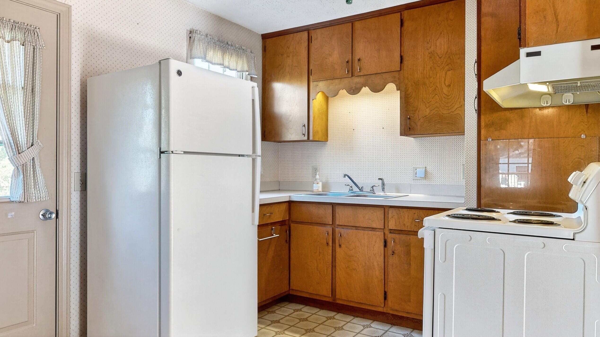 75 Mckinley Street South Portland ME 04106