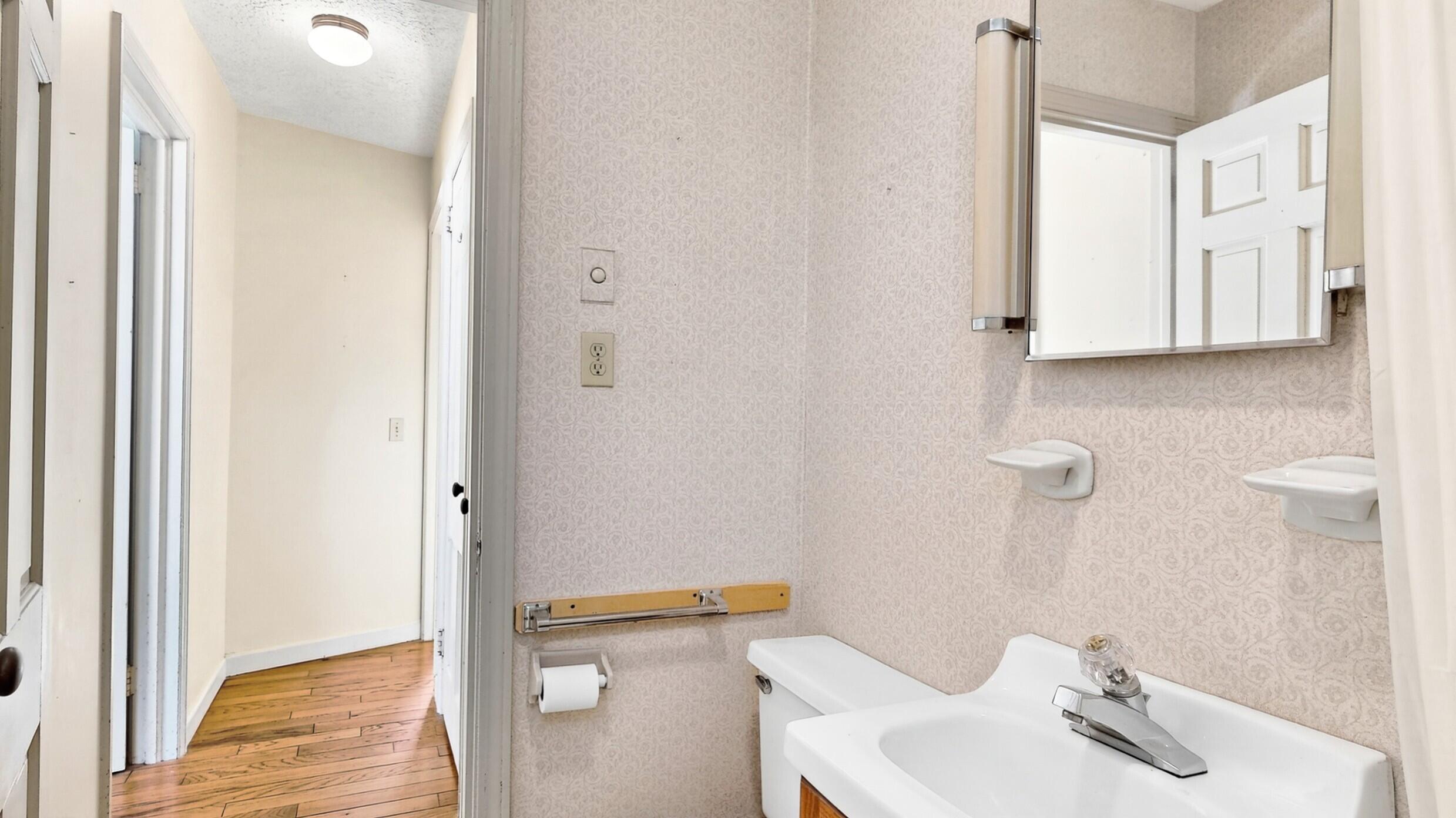 75 Mckinley Street South Portland ME 04106