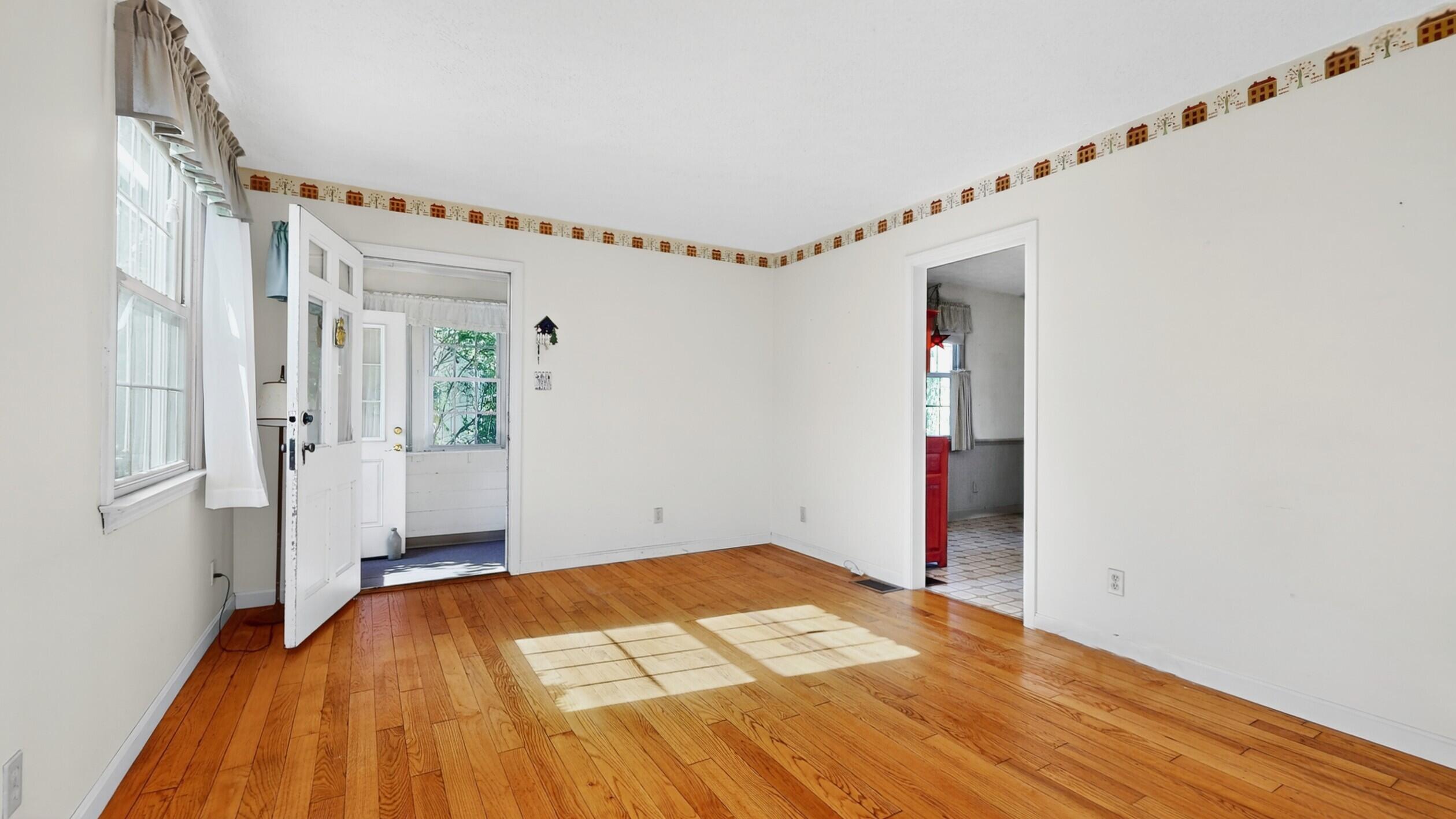 75 Mckinley Street South Portland ME 04106