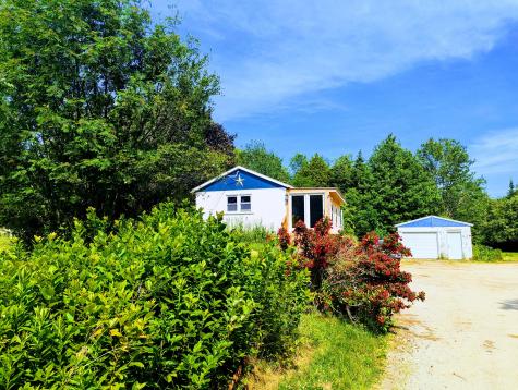 3 Ron Henry Lane Freeport ME 04032