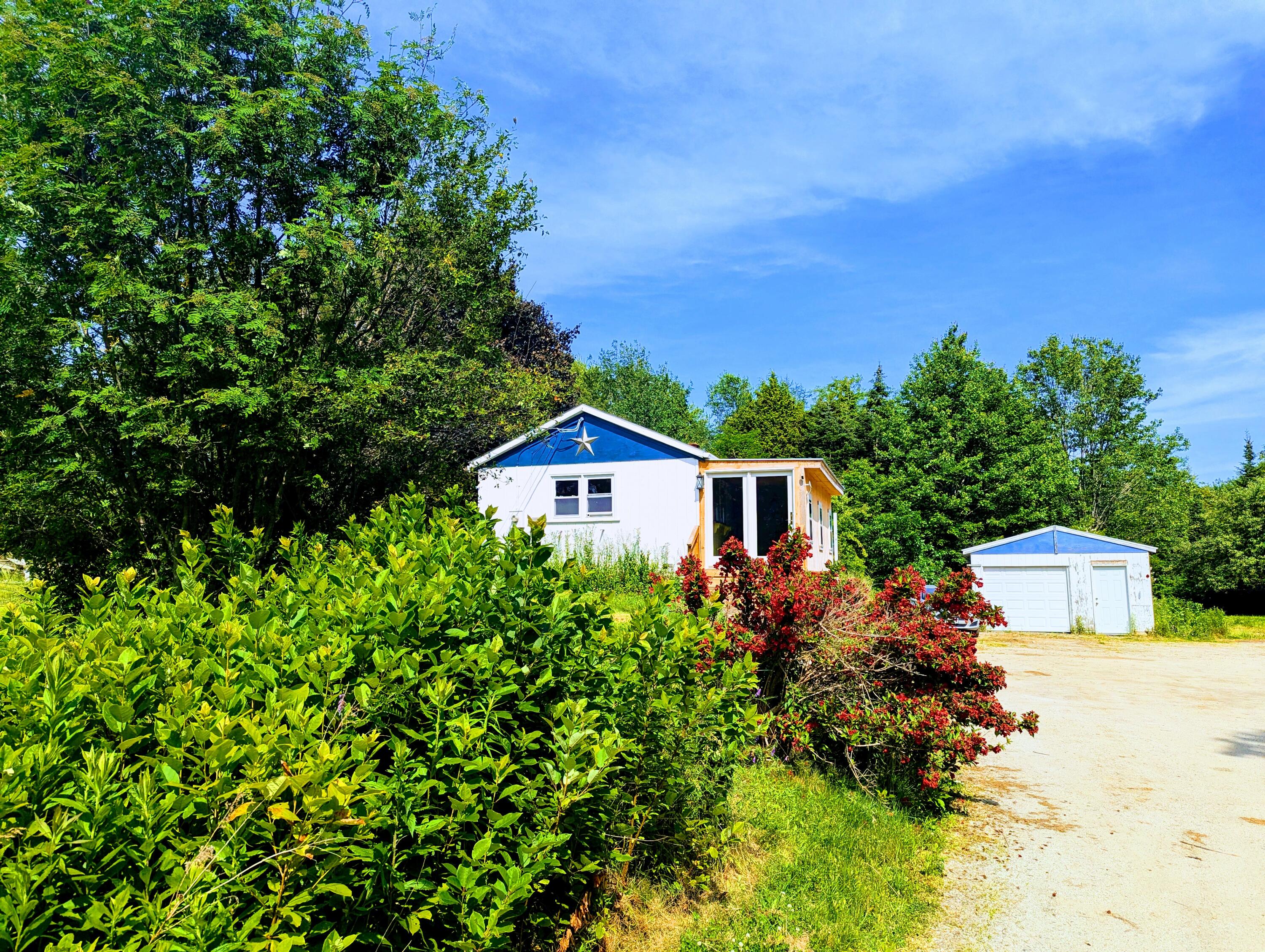 3 Ron Henry Lane Freeport ME 04032