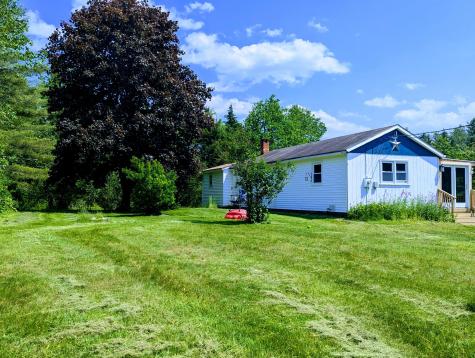 3 Ron Henry Lane Freeport ME 04032