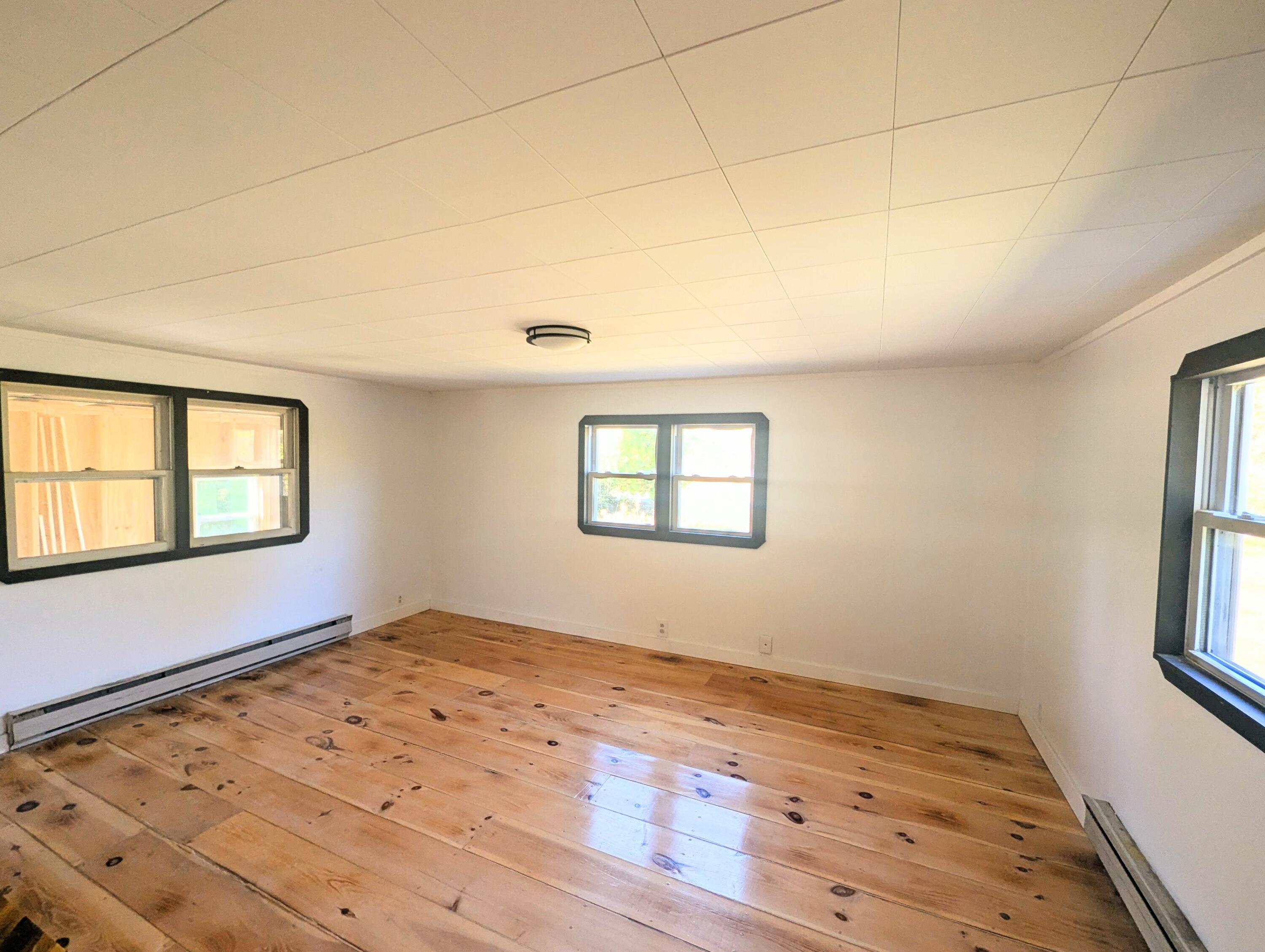 3 Ron Henry Lane Freeport ME 04032