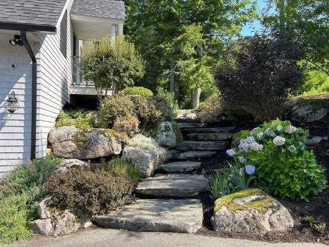 19 Vista Way Mount Desert ME 04660
