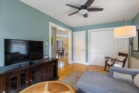 18 Glenview Road Freeport ME 04032
