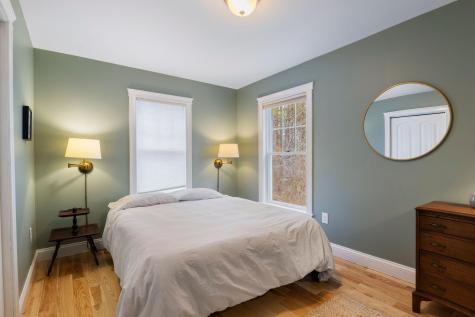 18 Glenview Road Freeport ME 04032