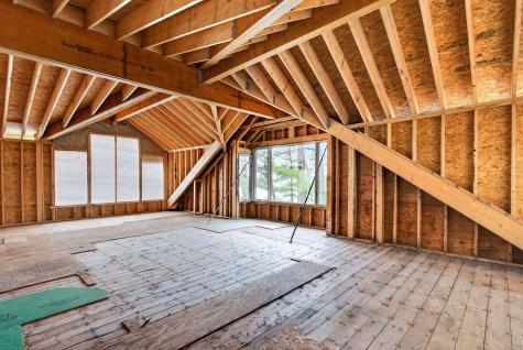 28 Whitetail Lane Raymond ME 04071
