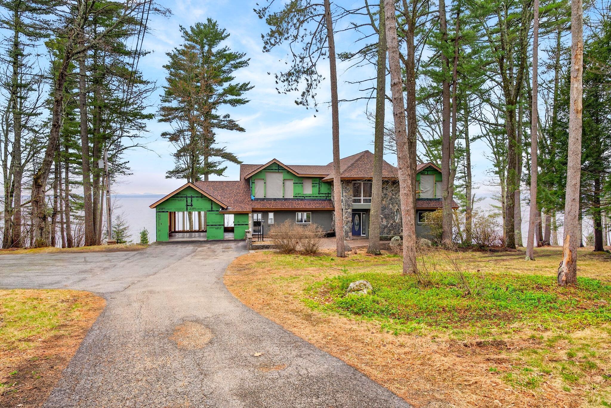 28 Whitetail Lane Raymond ME 04071