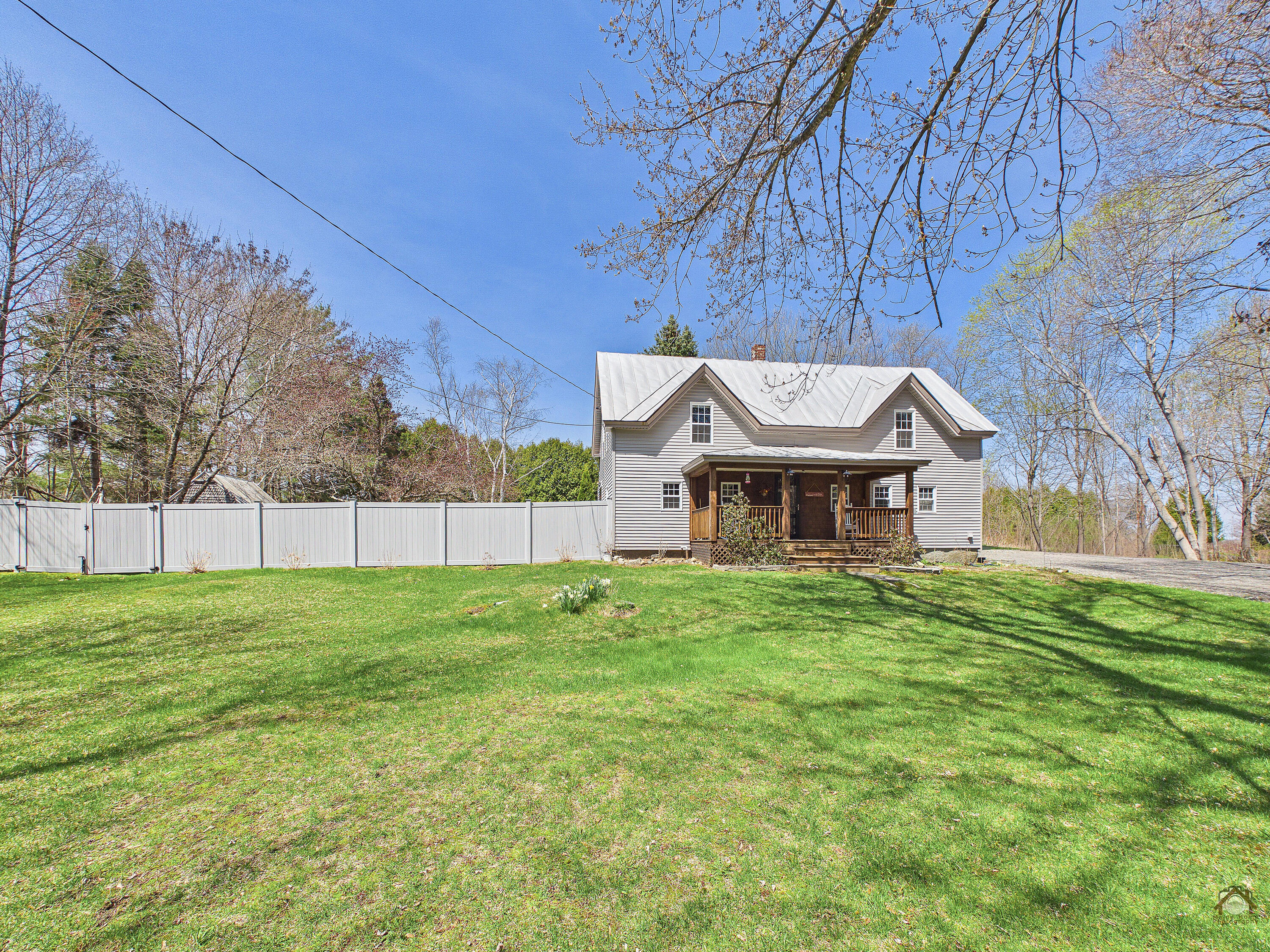 990 Pond Road Sidney ME 04330