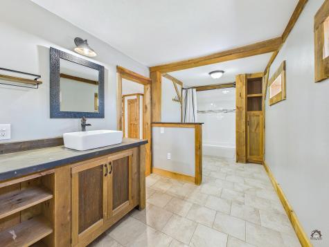 990 Pond Road Sidney ME 04330