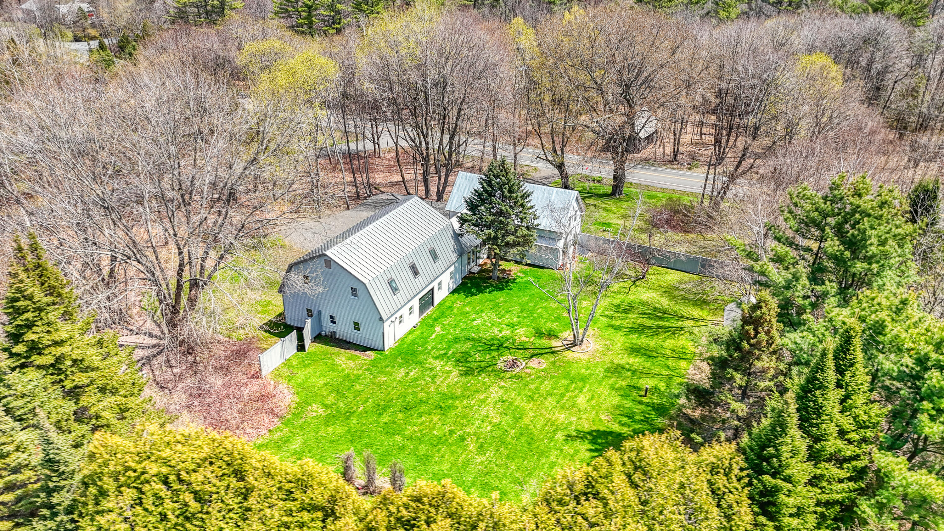 990 Pond Road Sidney ME 04330
