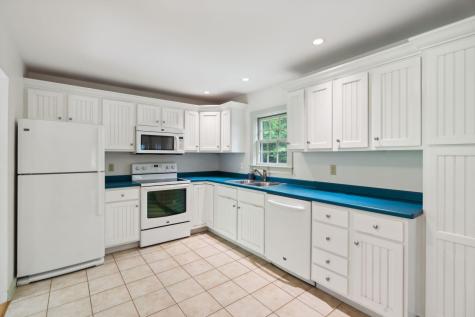 61 Medomak Road Bremen ME 04551