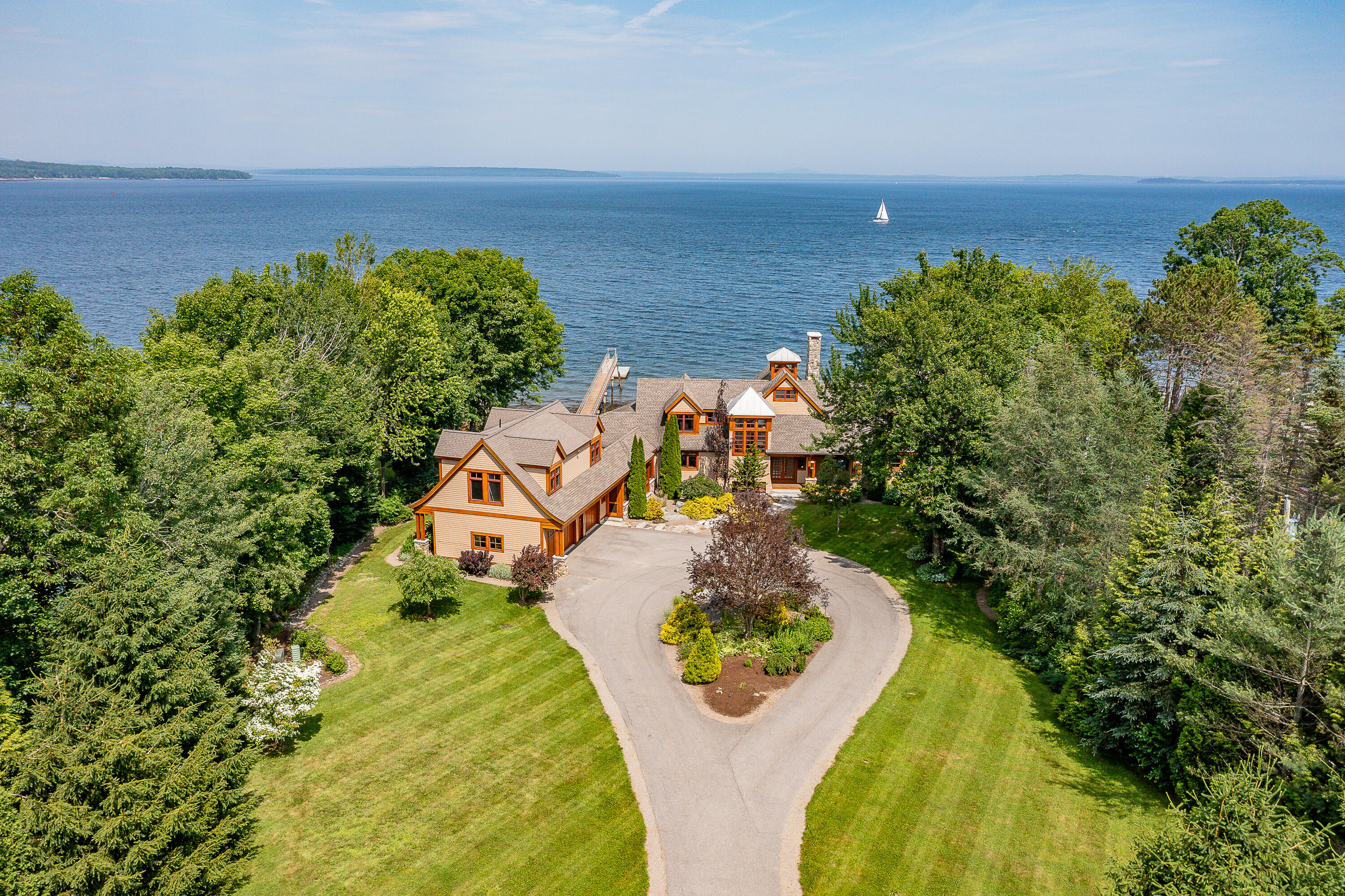 27 Jasmine Way Belfast ME 04915