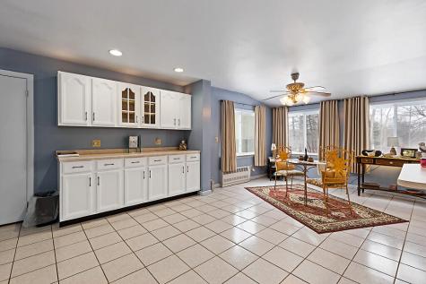 381 W River Road Augusta ME 04330