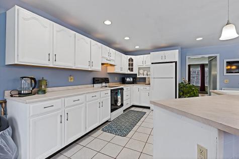 381 W River Road Augusta ME 04330