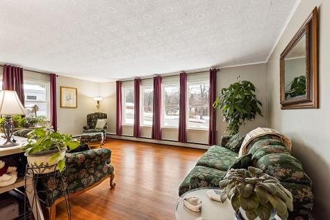 381 W River Road Augusta ME 04330