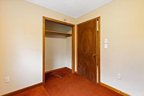 9 Oosoola Street Norridgewock ME 04957