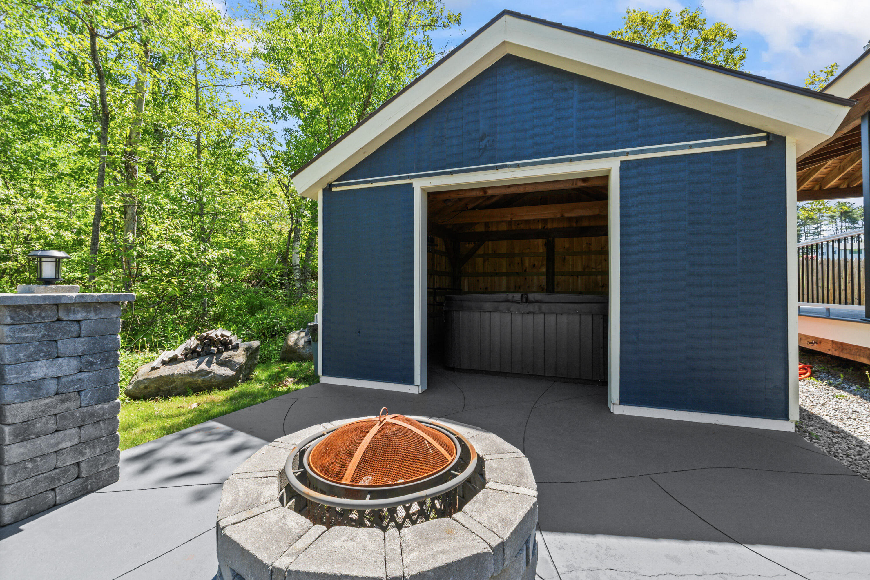 55 Mountain View Extension Rockland ME 04841