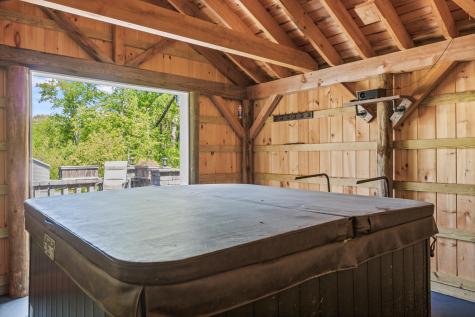 55 Mountain View Extension Rockland ME 04841