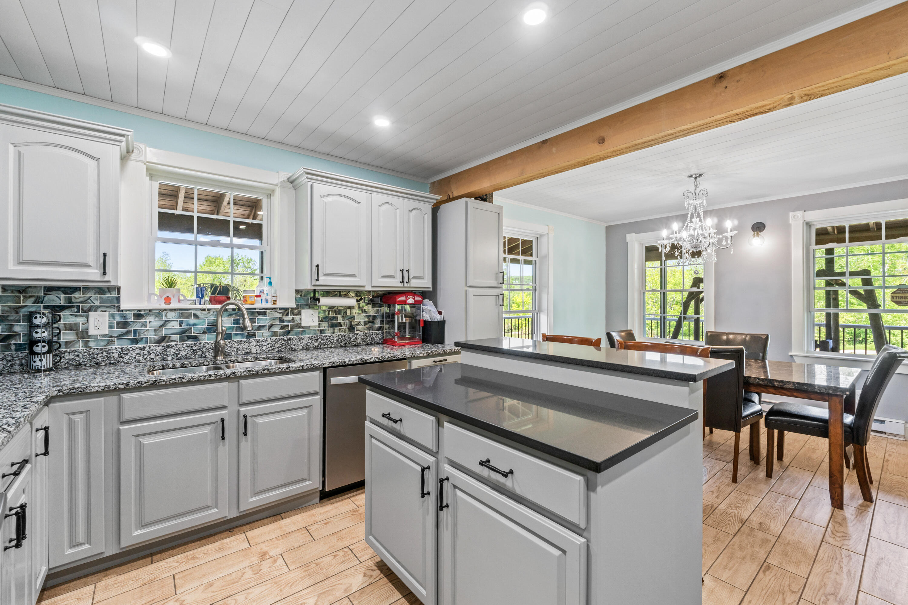 55 Mountain View Extension Rockland ME 04841