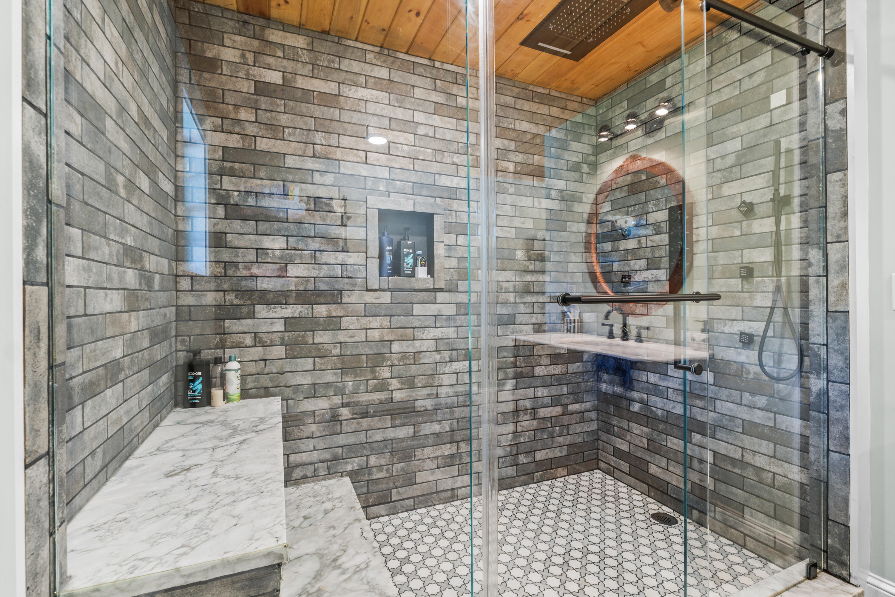 55 Mountain View Extension Rockland ME 04841