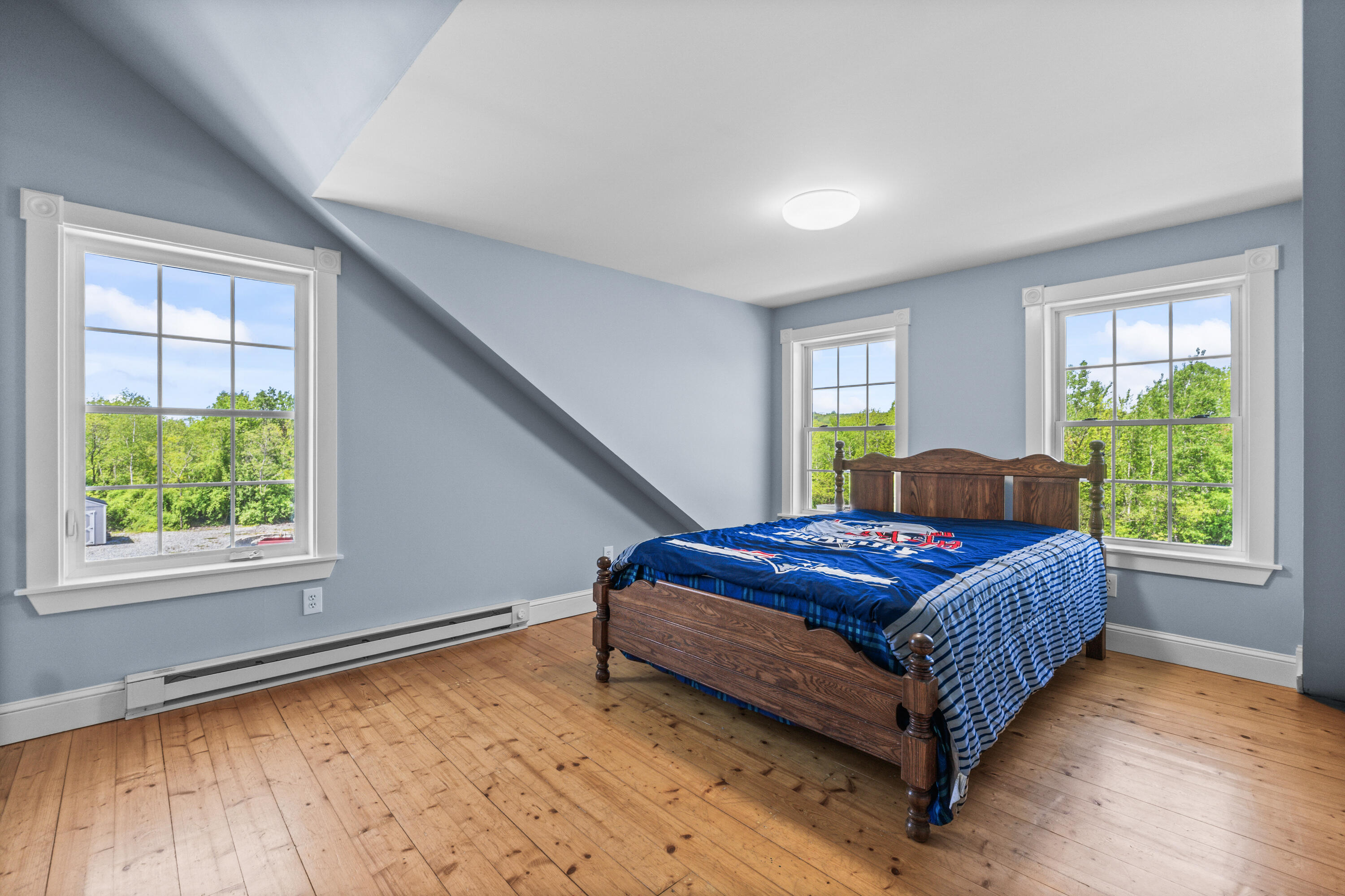 55 Mountain View Extension Rockland ME 04841