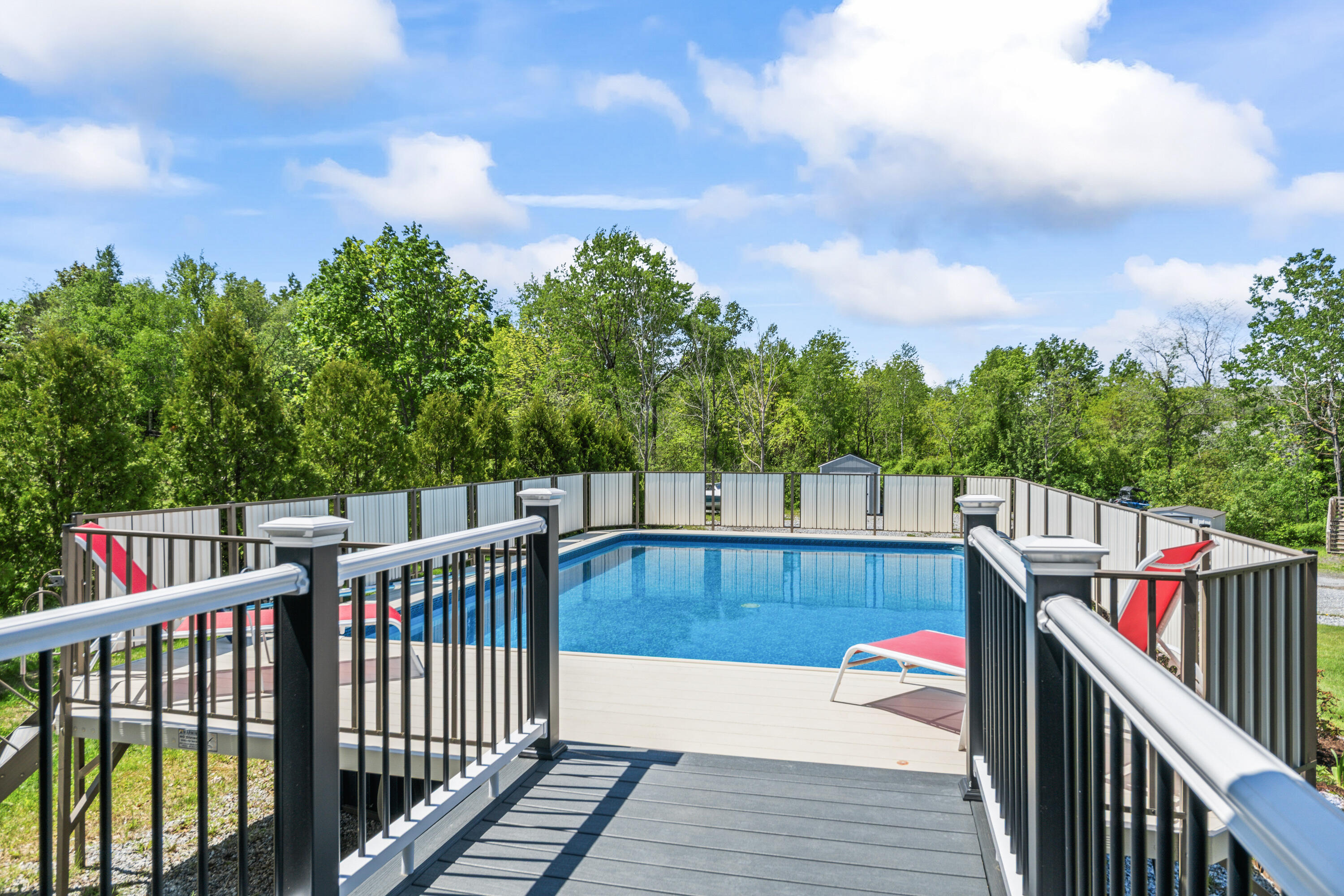 55 Mountain View Extension Rockland ME 04841