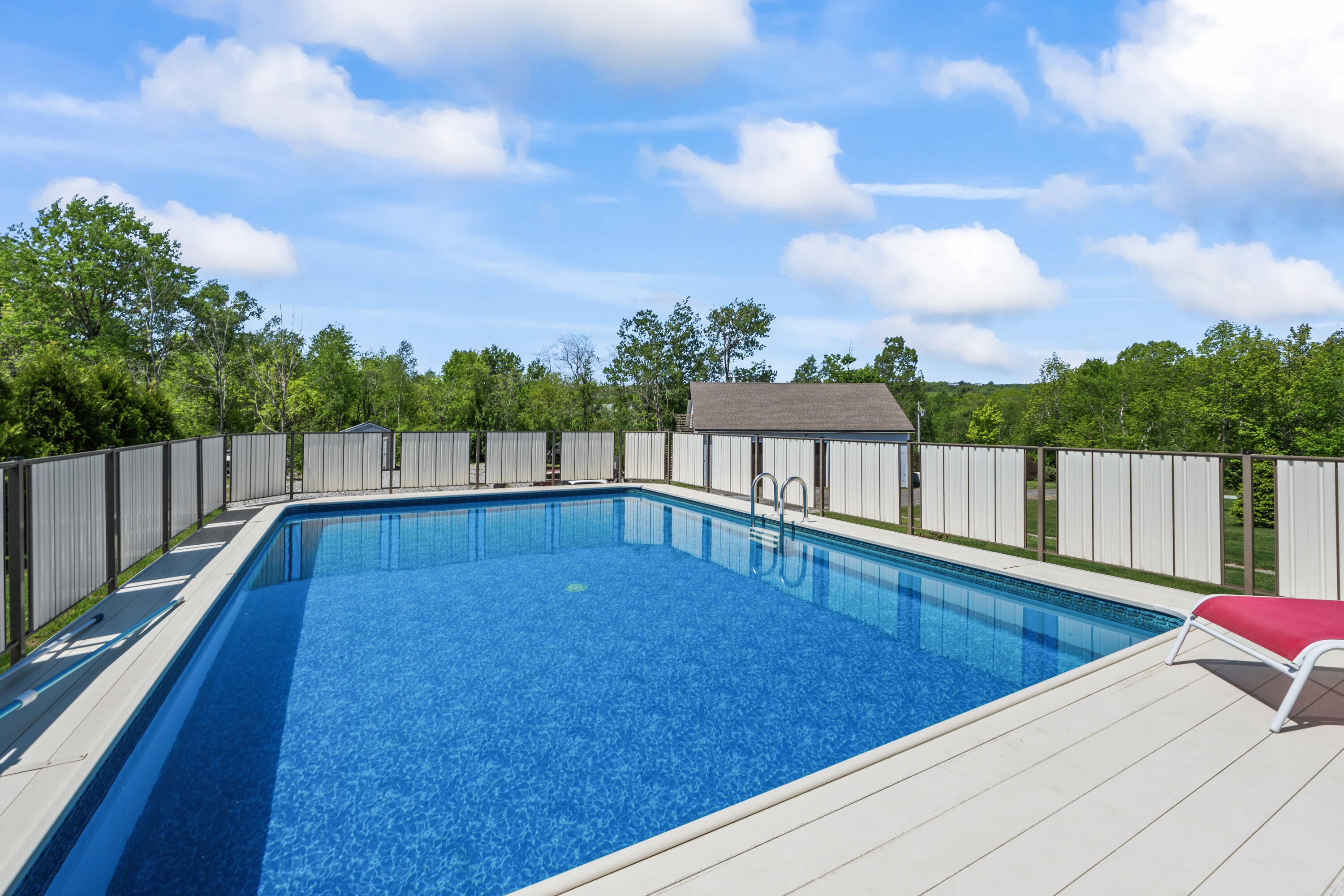 55 Mountain View Extension Rockland ME 04841