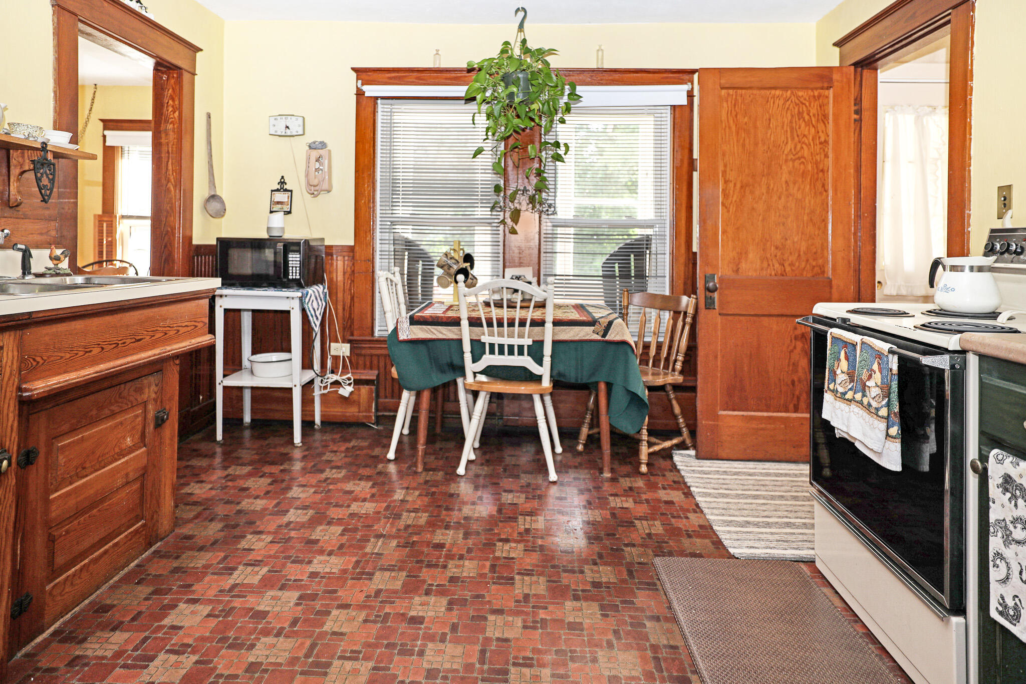 696 Crescent Avenue Rumford ME 04276