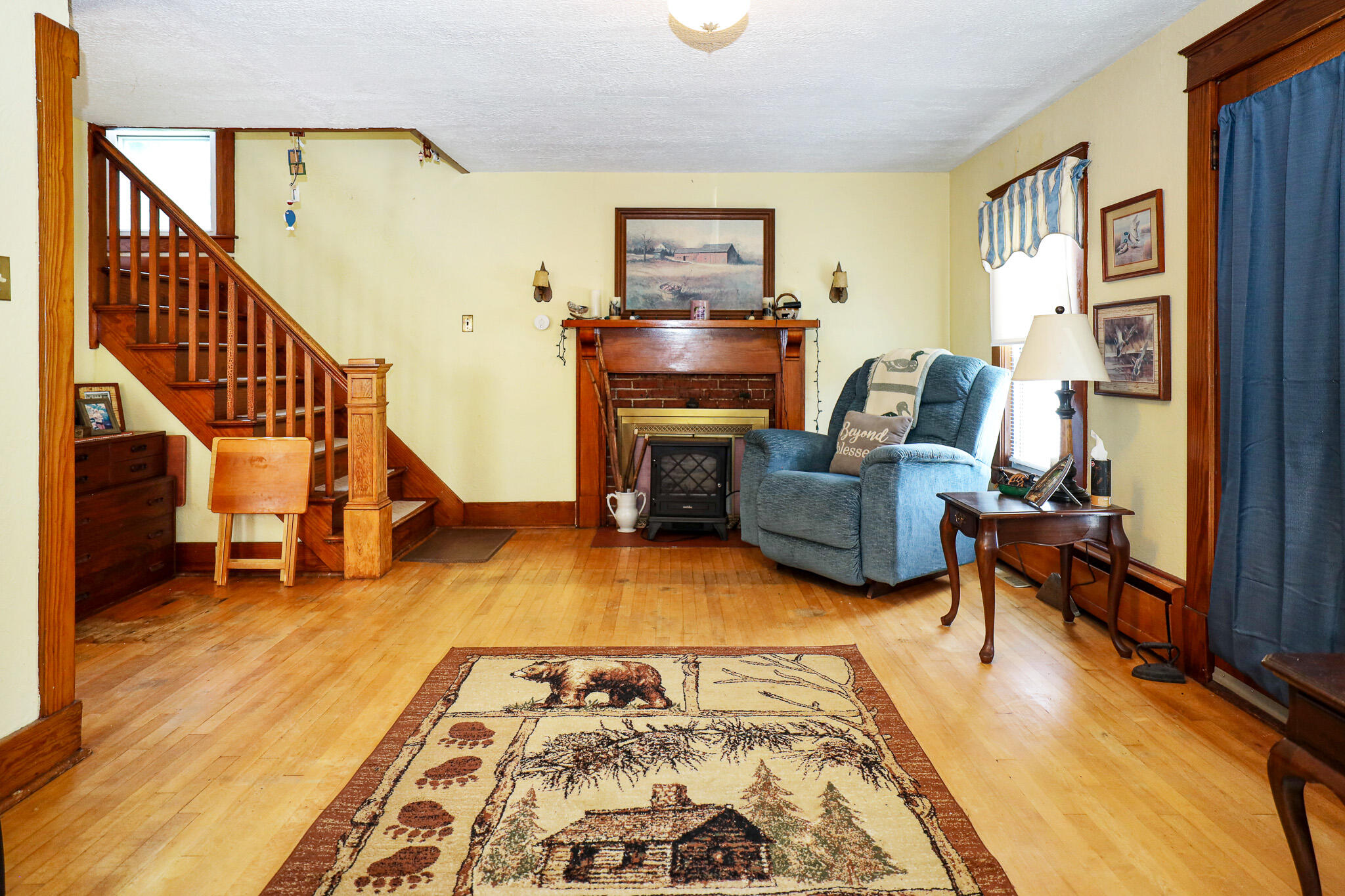 696 Crescent Avenue Rumford ME 04276