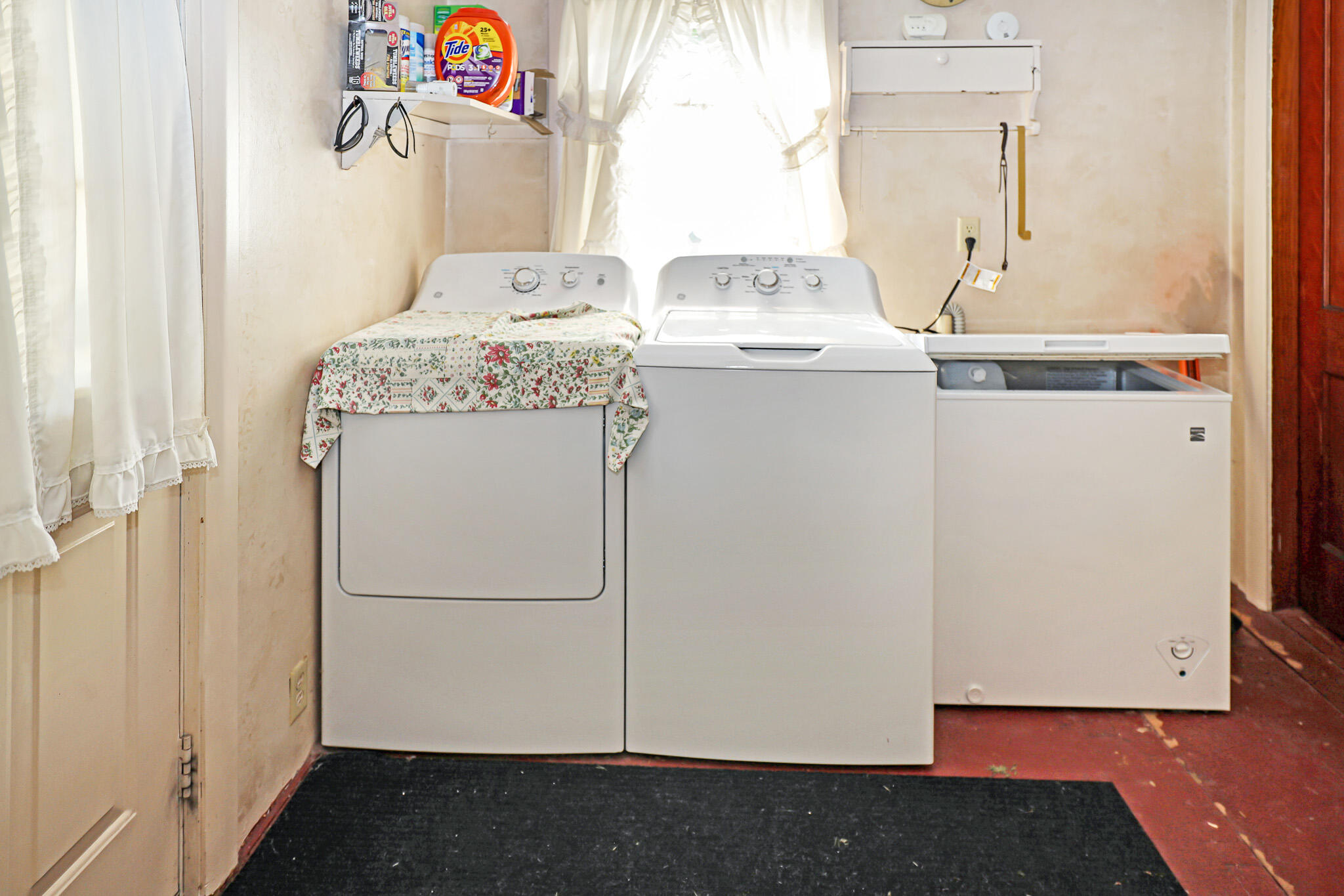 696 Crescent Avenue Rumford ME 04276