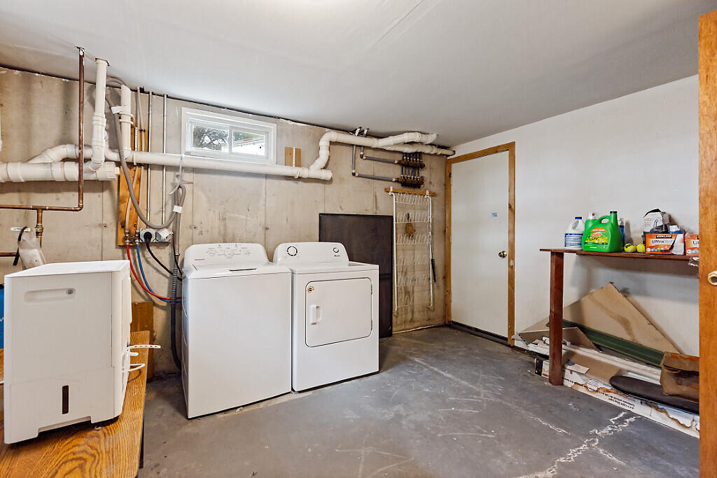 688 Main Street Vassalboro ME 04989