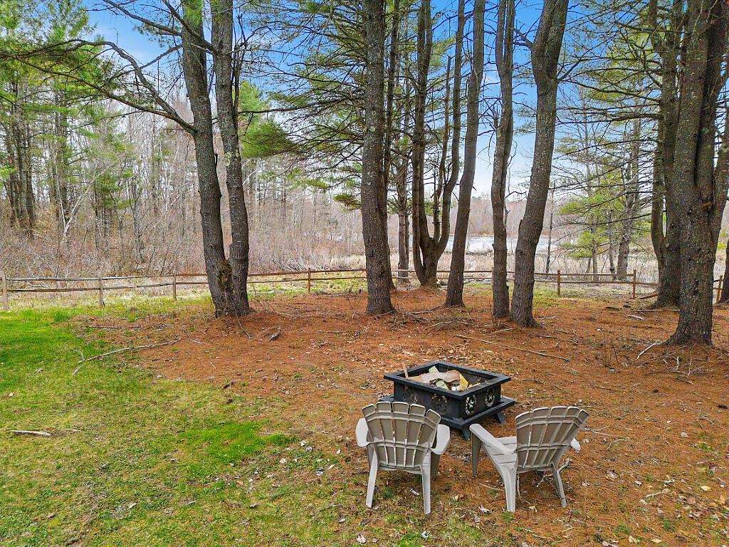 688 Main Street Vassalboro ME 04989