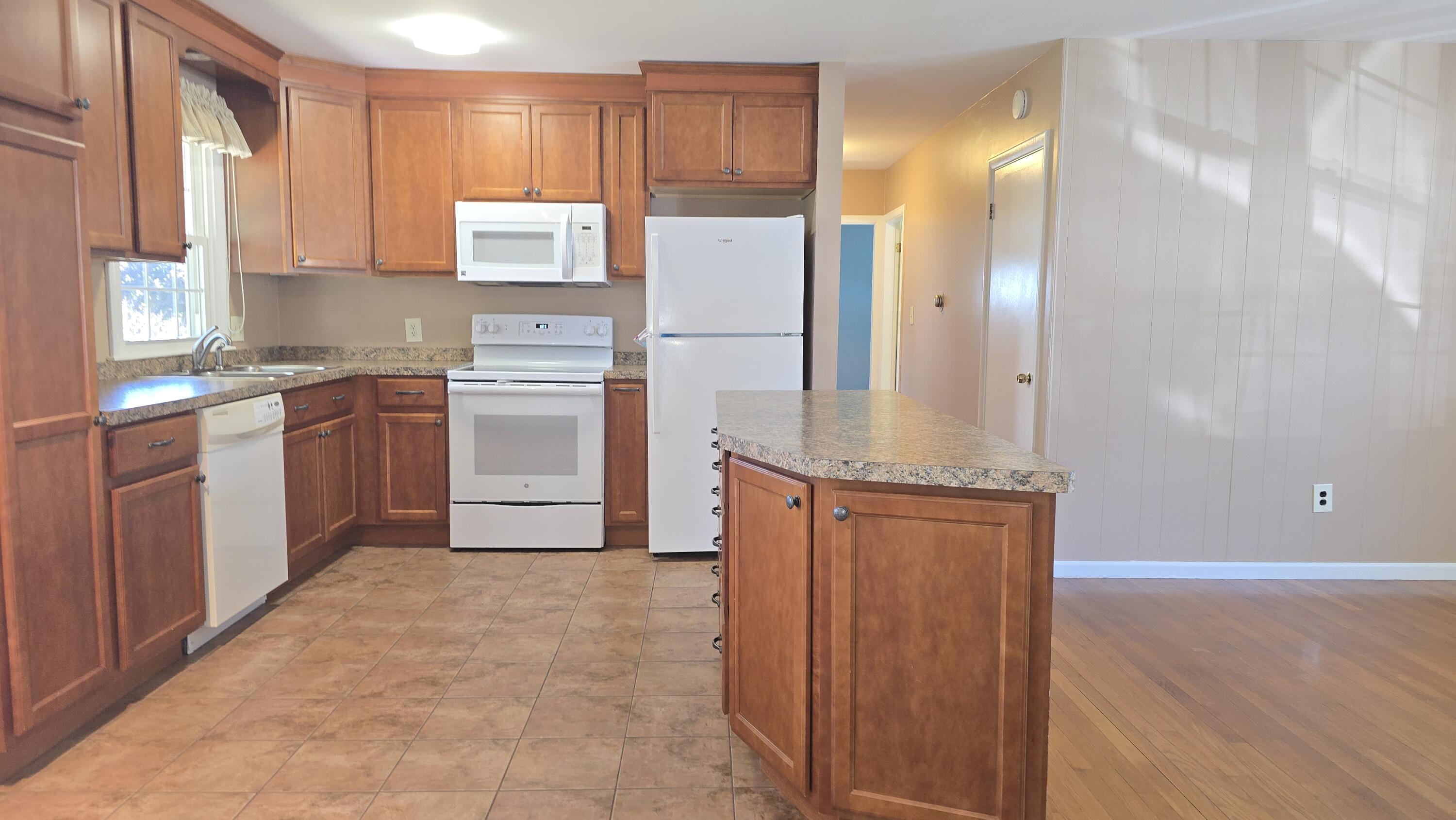 2 Heathwood Lane Lewiston ME 04240