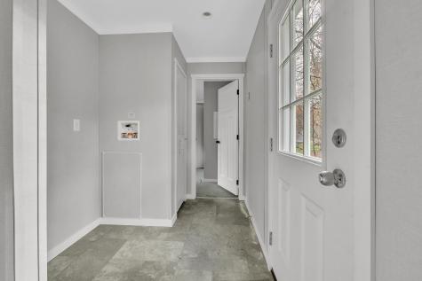 40 Oakwood Street Lyman ME 04002