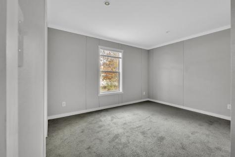 40 Oakwood Street Lyman ME 04002