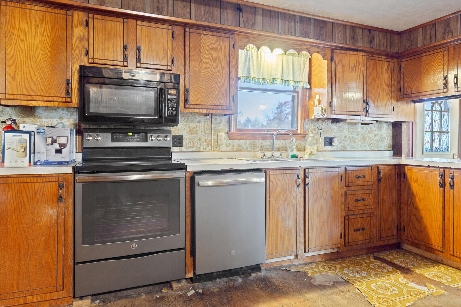 843 E Benton Road Benton ME 04901