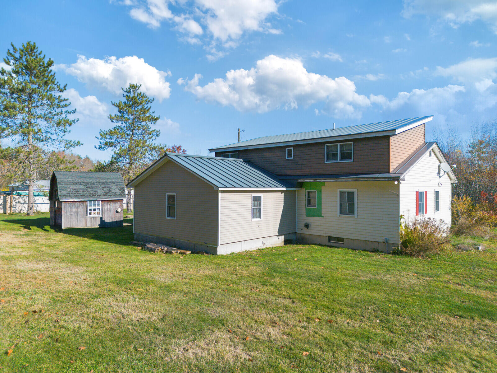 843 E Benton Road Benton ME 04901