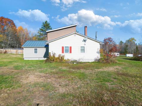 843 E Benton Road Benton ME 04901
