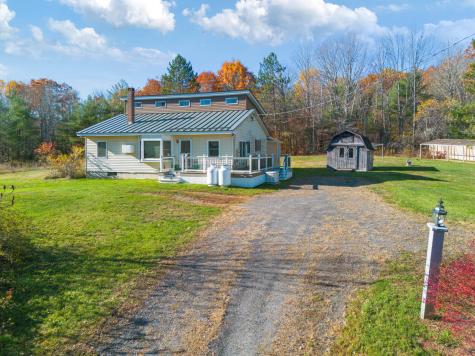 843 E Benton Road Benton ME 04901