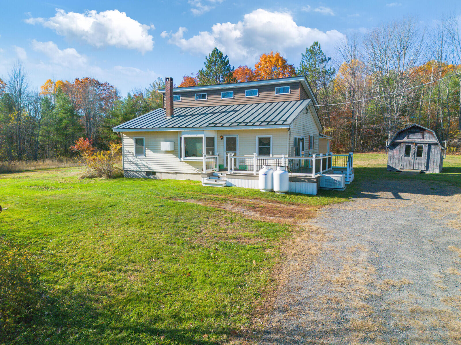 843 E Benton Road Benton ME 04901