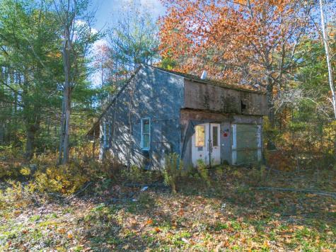 843 E Benton Road Benton ME 04901