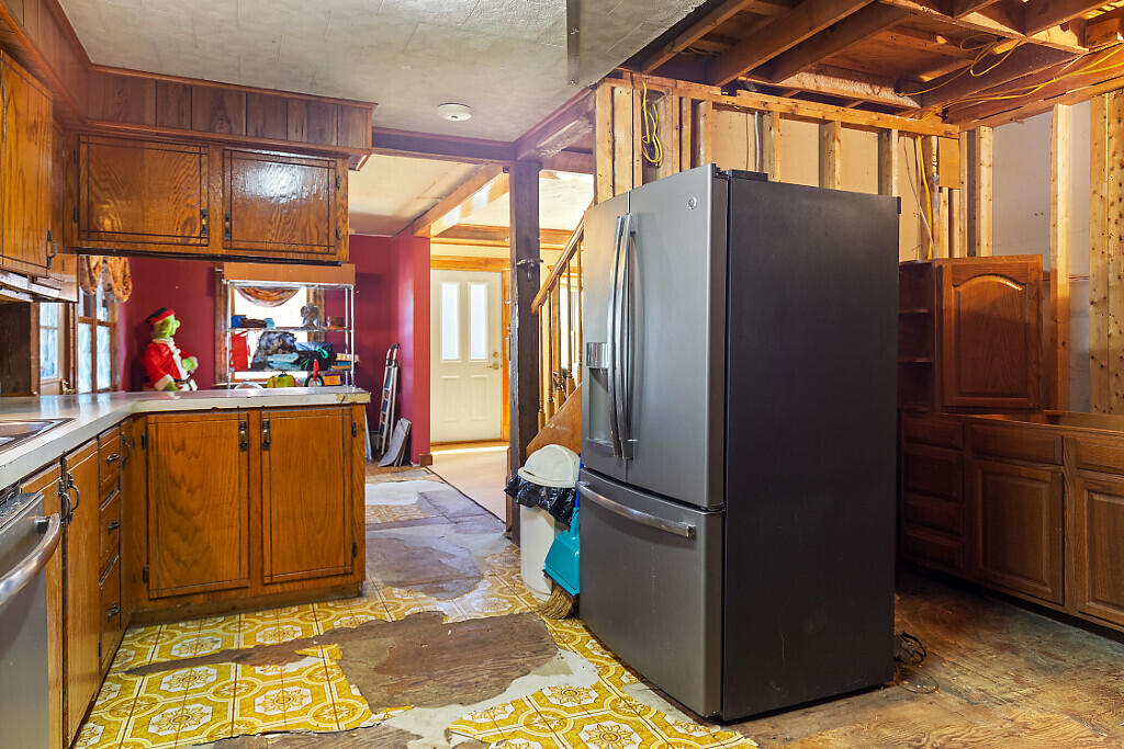 843 E Benton Road Benton ME 04901