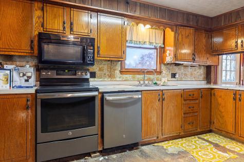 843 E Benton Road Benton ME 04901