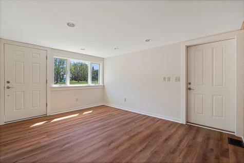 76 N Auburn Road Auburn ME 04210