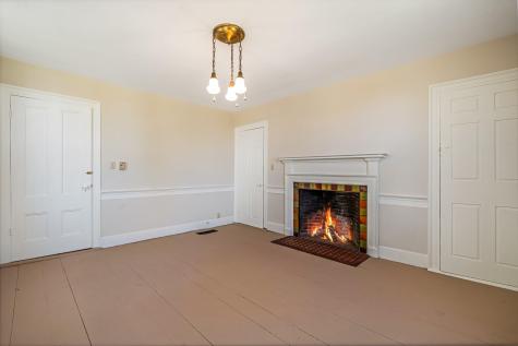 76 N Auburn Road Auburn ME 04210